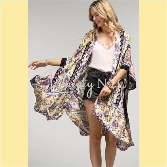 Powder Yellow Floral Chloé Kimono - Picture 2 of 7